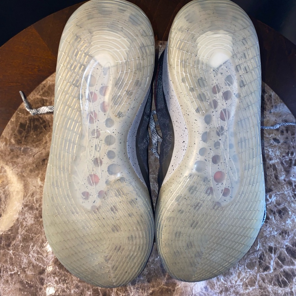 Nike Gray Athletic Shoes - Picture 6 of 10